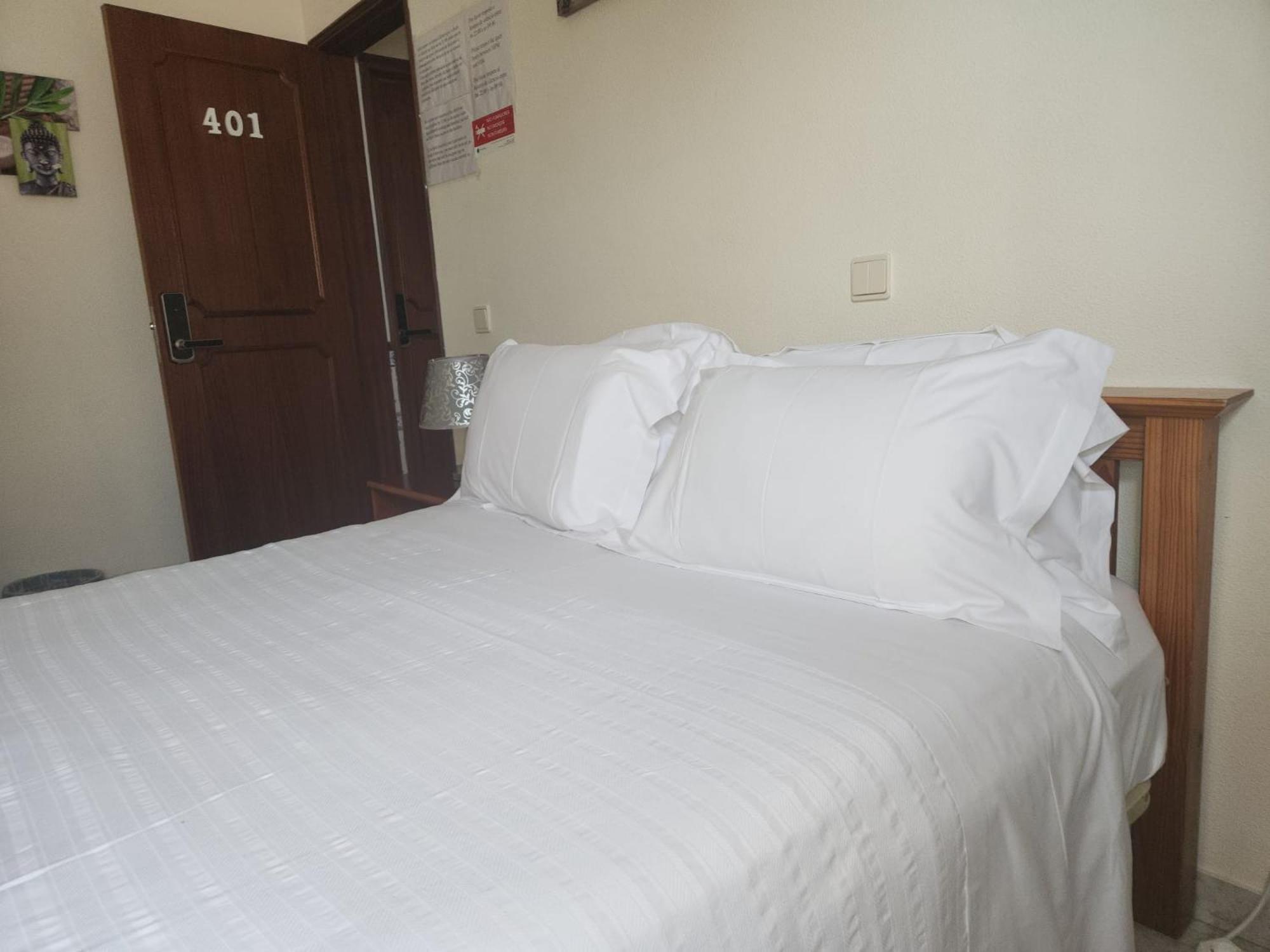 Hostel Sunny House Lagos Exterior foto