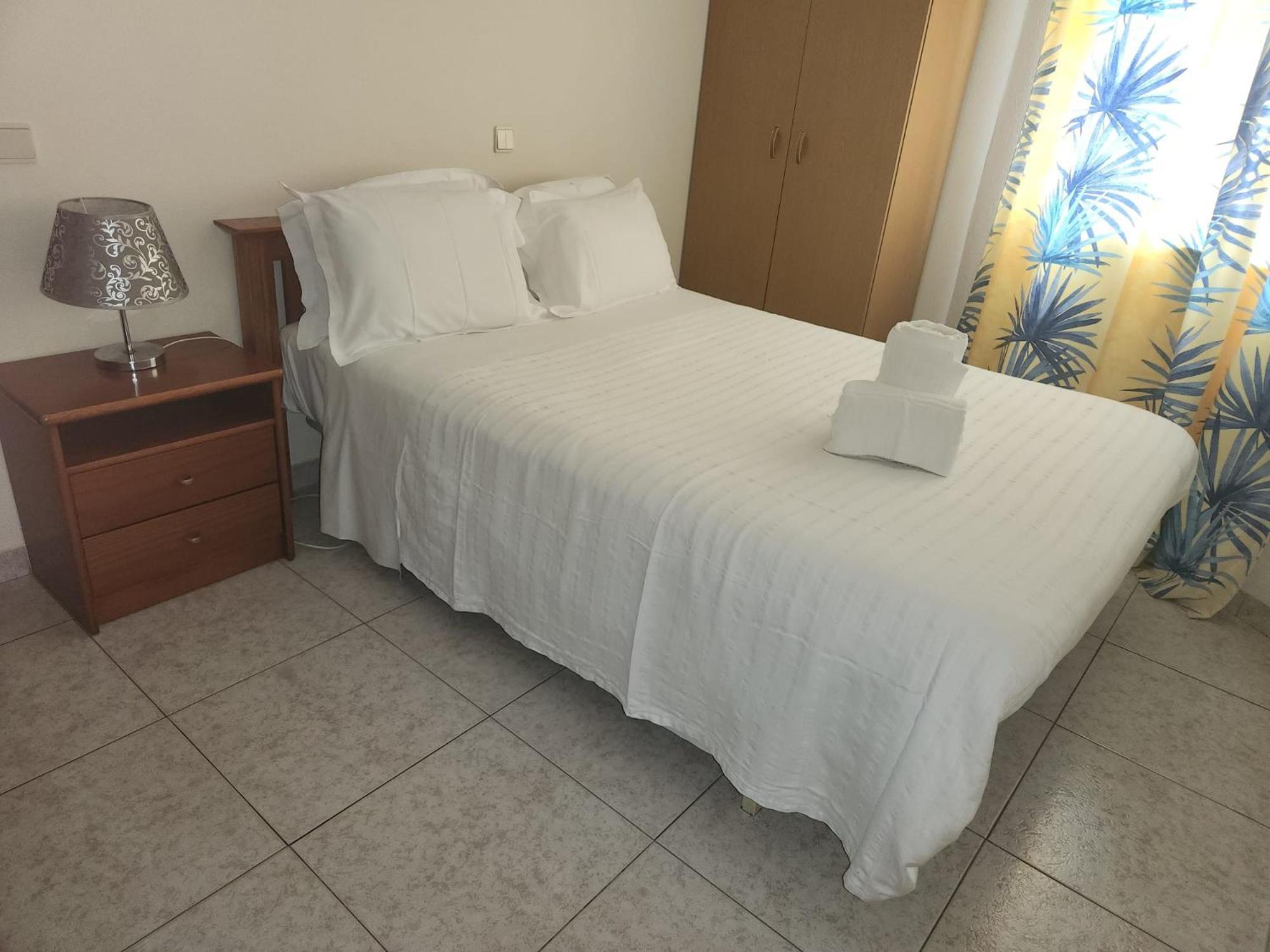 Hostel Sunny House Lagos Exterior foto