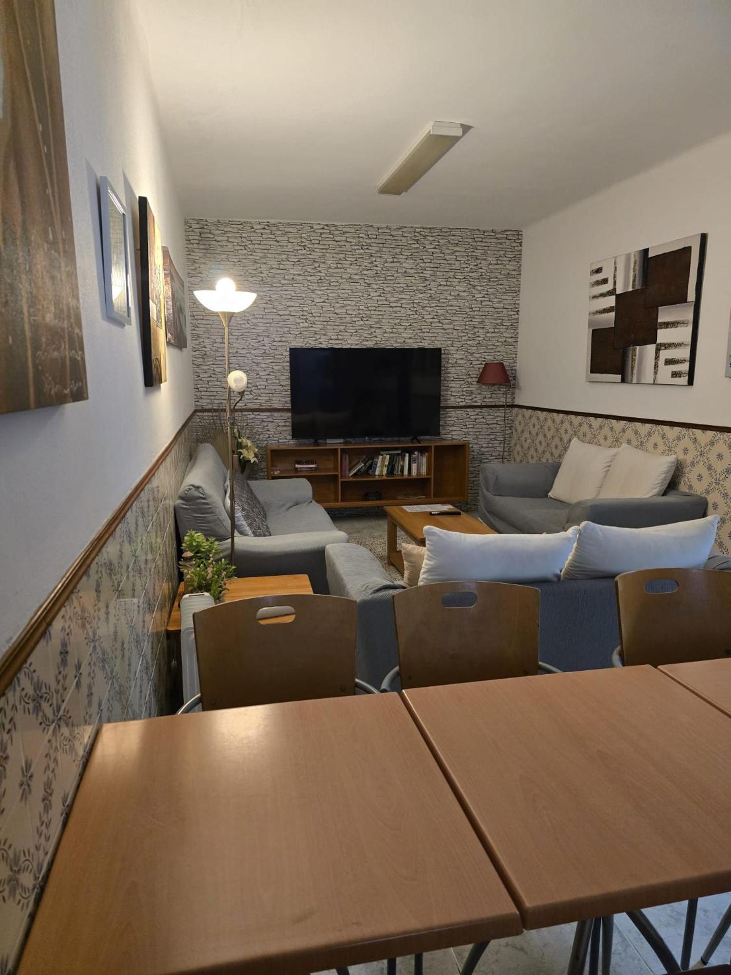 Hostel Sunny House Lagos Exterior foto
