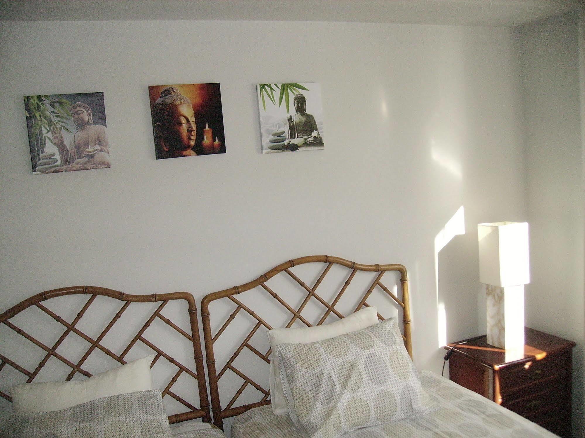 Hostel Sunny House Lagos Exterior foto